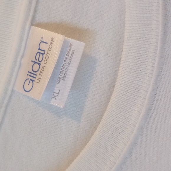 Rosie the Riveter T- Shirt - Picture 3 of 5